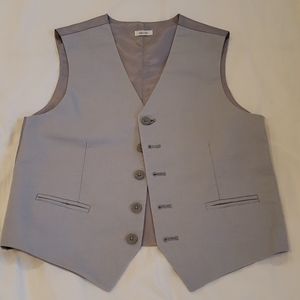 Boys Calvin Klein vest size M (10-12)